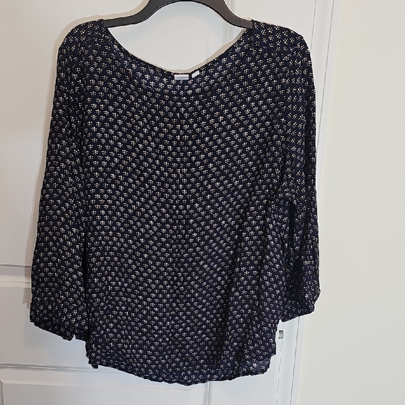 GAP Tops - GAP Navy and White Patterned Blouse